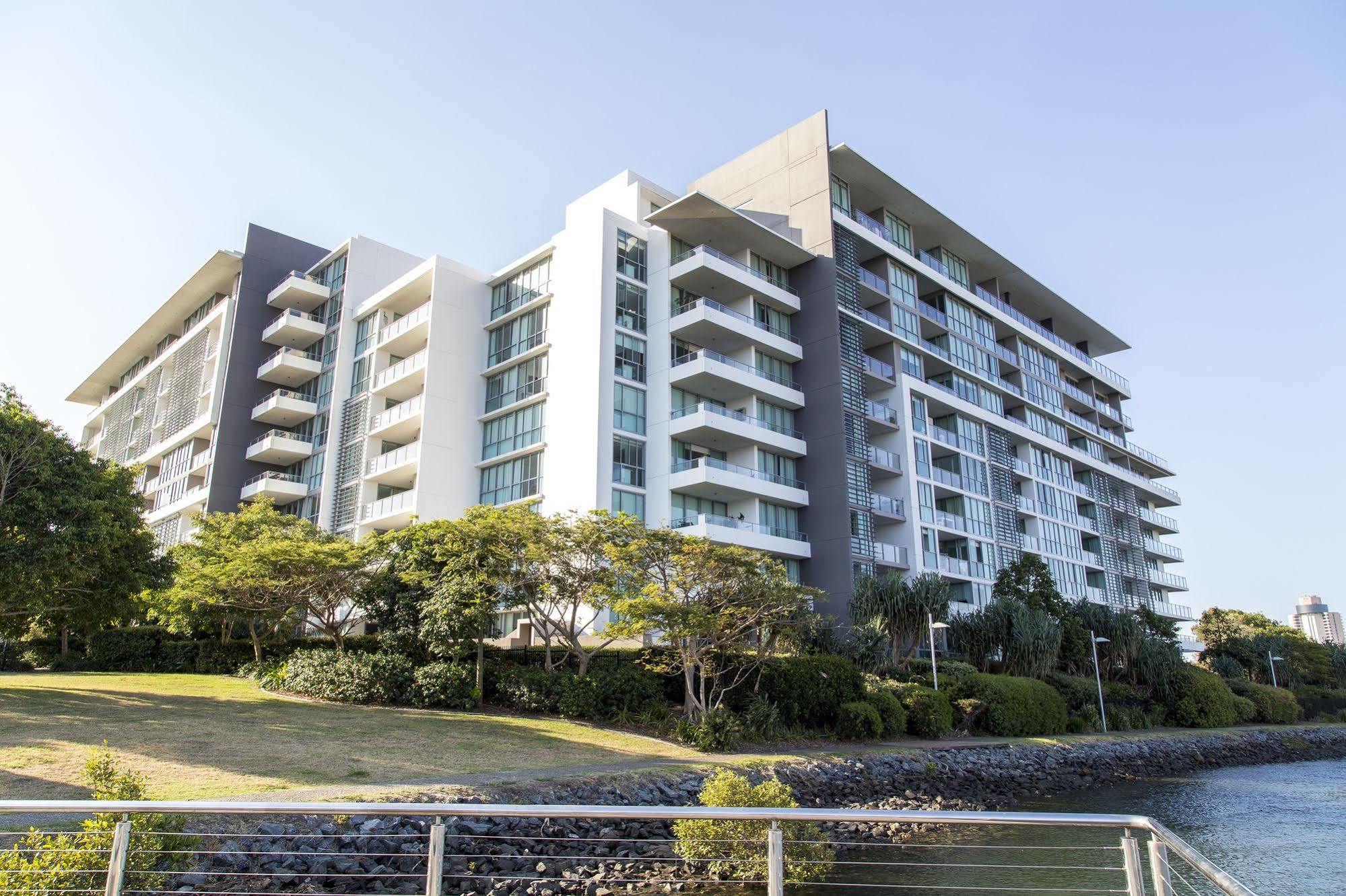 Ultiqa Freshwater Point Resort Broadbeach Gold Coast Exterior foto